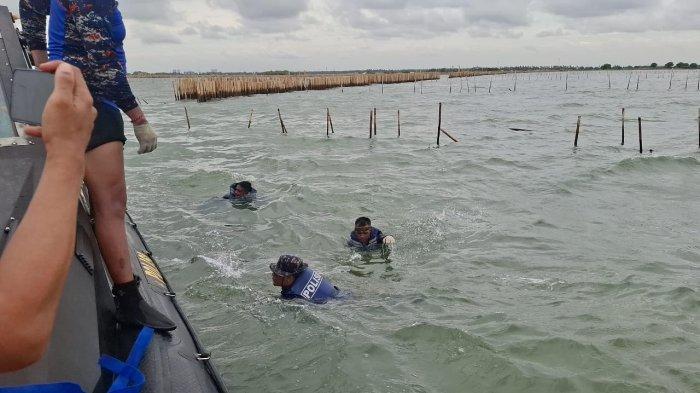 Pembongkaran Pagar Laut Misterius di Perairan Tangerang oleh Ditpolairud dan TNI AL