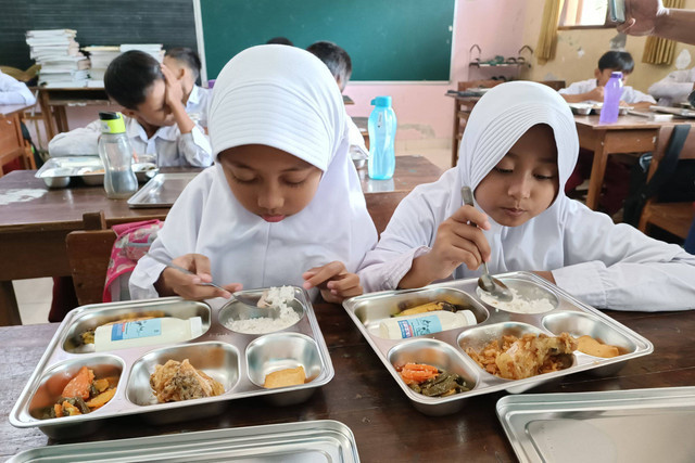 Menguatkan Dampak Program Makan Bergizi Gratis: Tantangan Gizi Anak dan Peran Edukasi Komprehensif